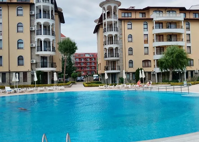 2 With Poolview Royal Sun * Sunny Beach