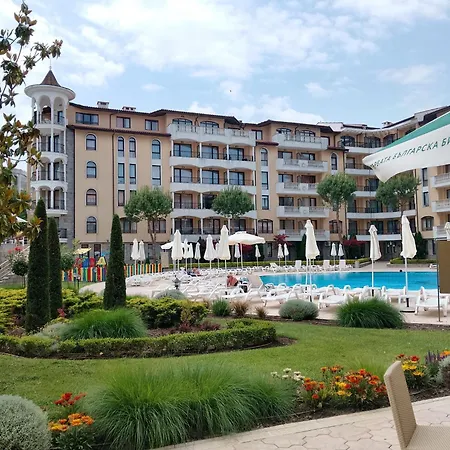 2 With Poolview Royal Sun